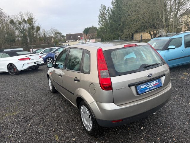 Ford  Fiesta 1.4 Ambiente 2004 - 57847 KM