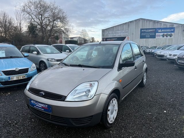 Ford  Fiesta 1.4 Ambiente 2004 - 57847 KM