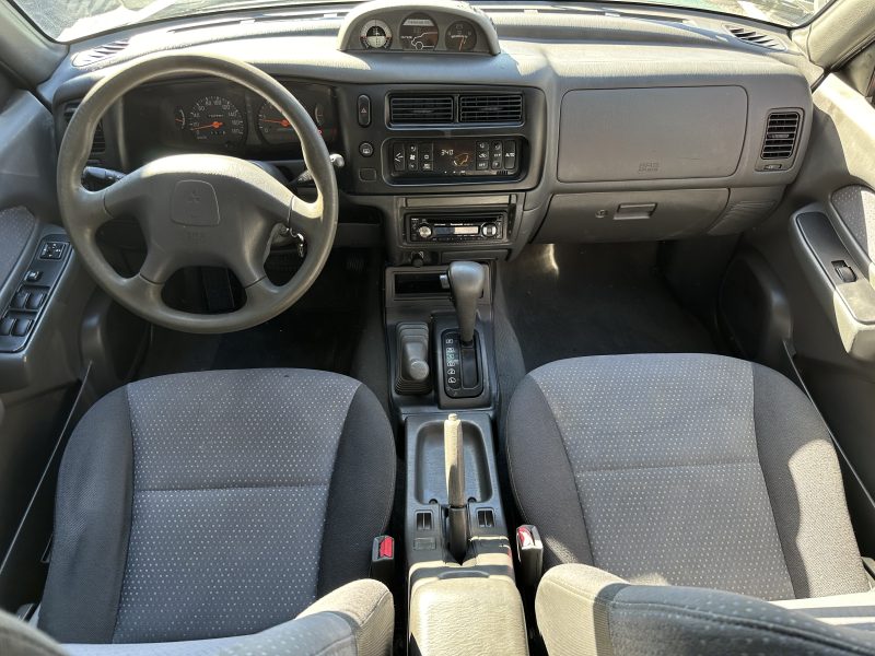 MITSUBISHI L200 2003