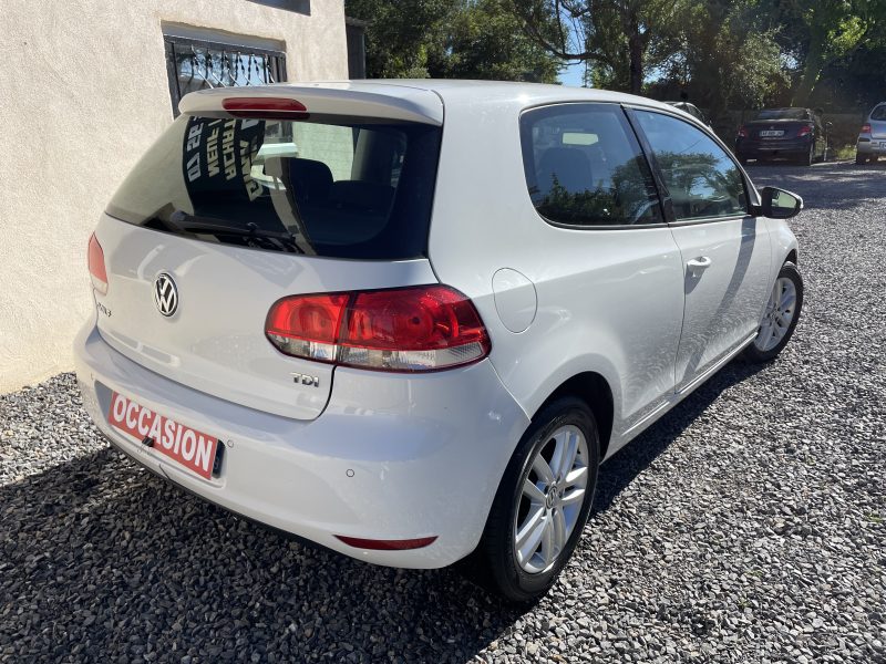 VOLKSWAGEN GOLF 2011