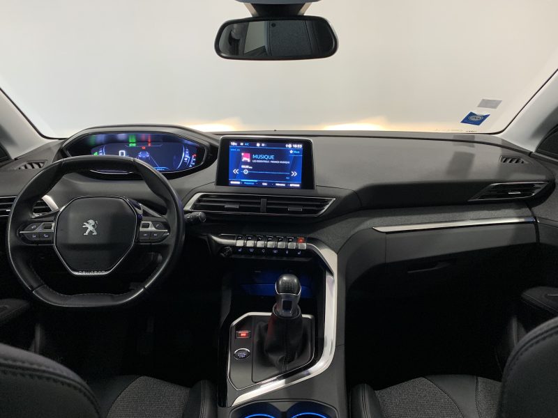 PEUGEOT 3008 SUV 2019