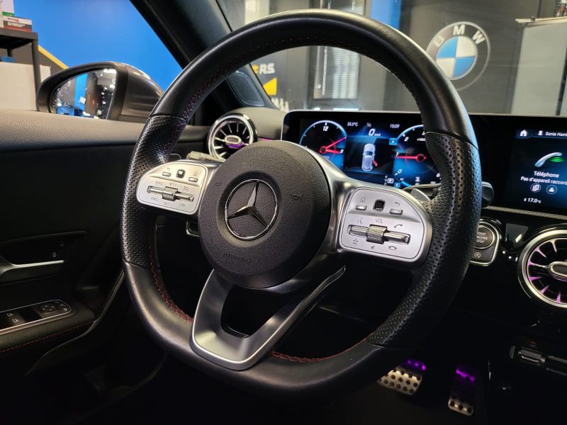 MERCEDES CLASSE A 180d AMG LINE CARPLAY / TOIT OUVRANT / SIEGES CHAUFFANTS / KEYLESS GO