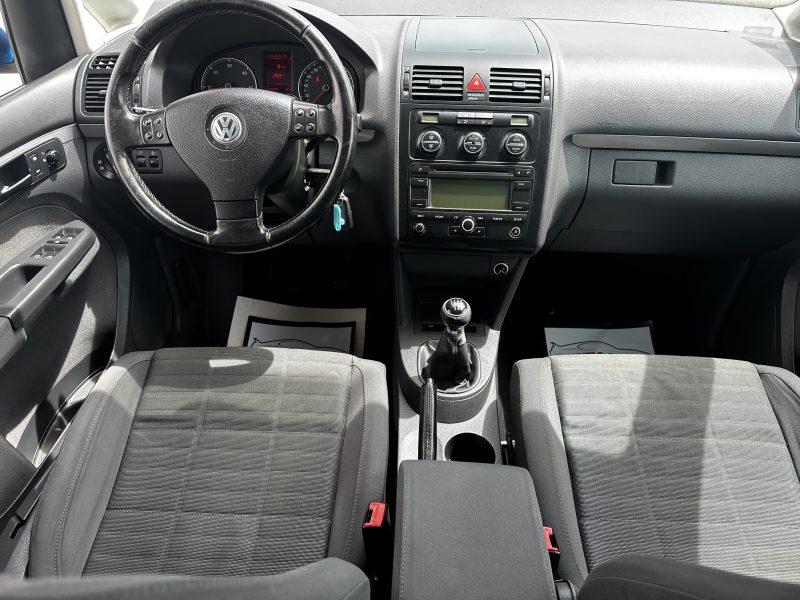 VOLKSWAGEN TOURAN 2006