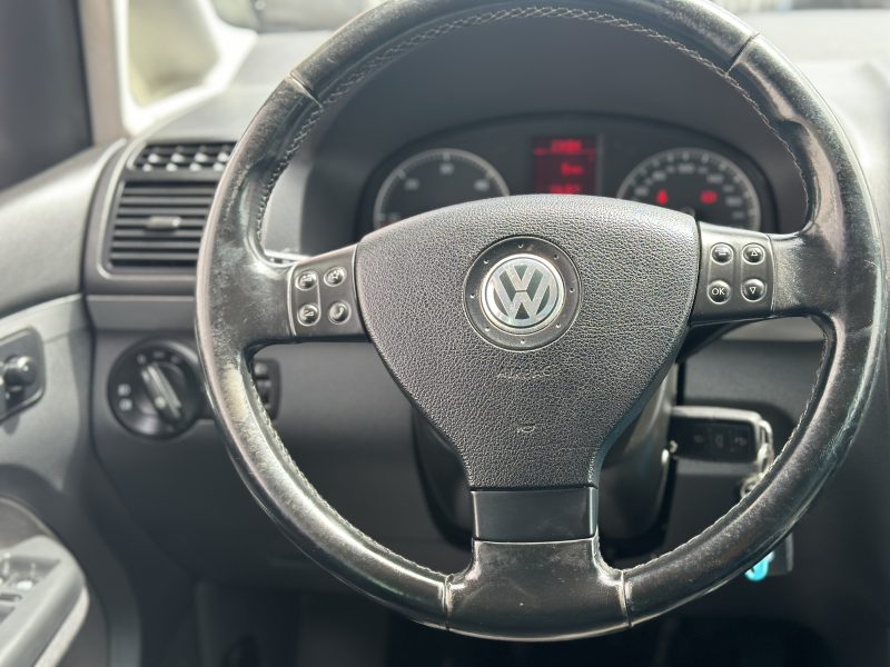 VOLKSWAGEN TOURAN 2006