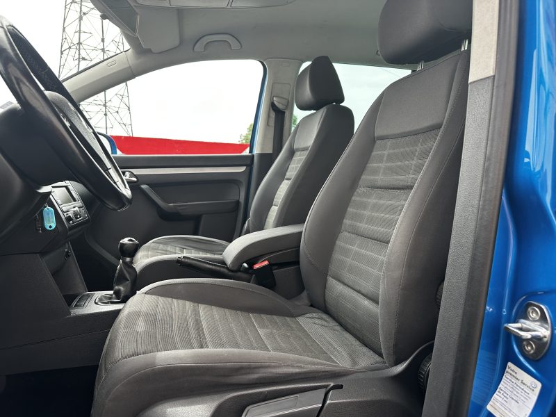 VOLKSWAGEN TOURAN 2006