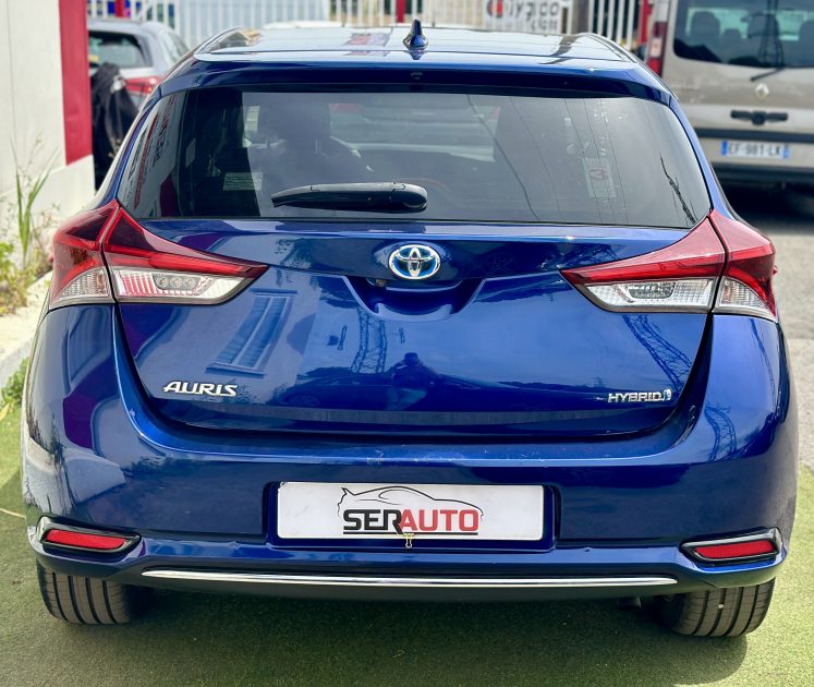 TOYOTA AURIS 2017