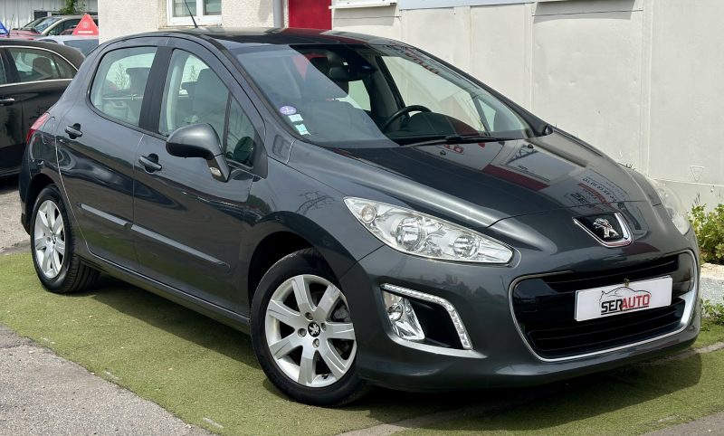 PEUGEOT 308 2011