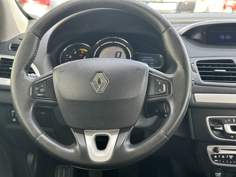 RENAULT MEGANE III 2011