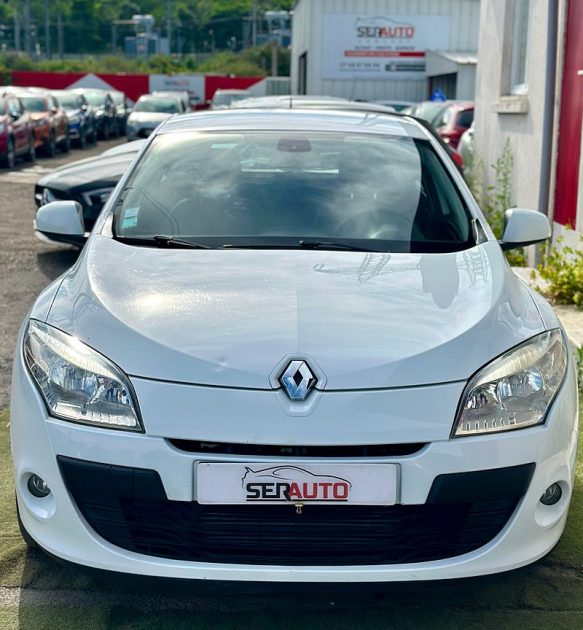 RENAULT MEGANE III 2011