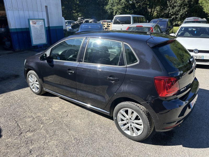 VOLKSWAGEN POLO V 2016