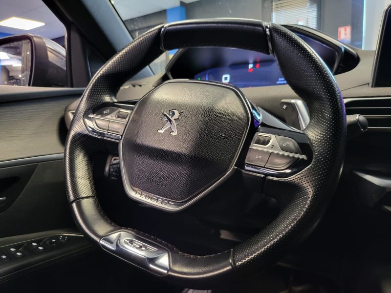 PEUGEOT 3008 2.0 BlueHDI 177cv GT / CARPLAY+CAMÉRA DE RECUL+VIRTUAL COCKPIT+ENTRETIEN COMPLET+HAYON