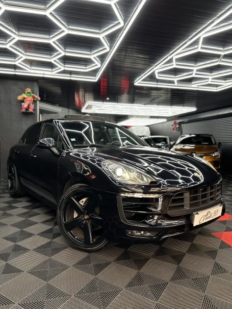 PORSCHE MACAN 2015