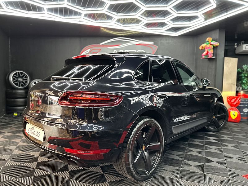 PORSCHE MACAN 2015