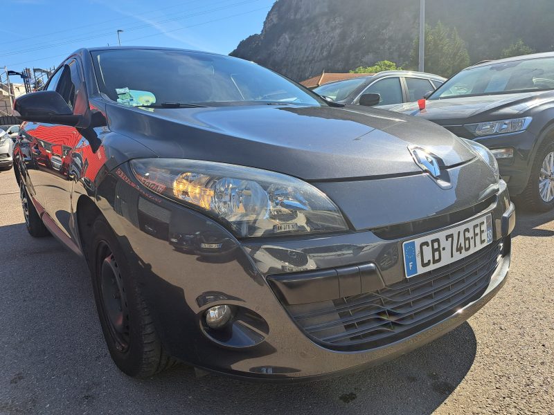 RENAULT MEGANE 2012