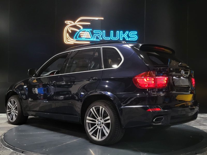 BMW X5 50i 4.4 V8 400cv Pack-M xDrive Boîte Auto 7 Places