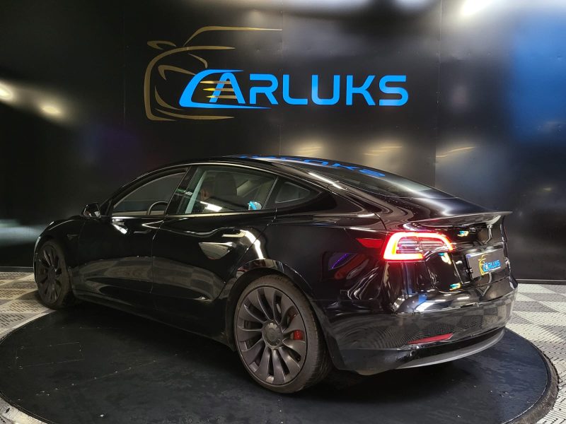 TESLA Model 3 PERFORMANCE AWD DUAL MOTORS