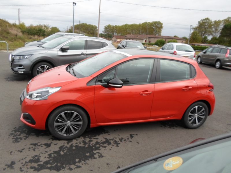 PEUGEOT 208 VTi 82 ACTIVE CAMERA CARPLAY 