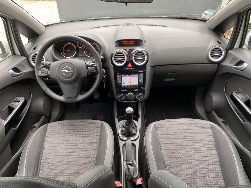 OPEL CORSA D 2014