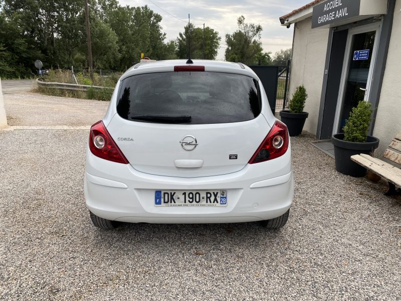 OPEL CORSA D 2014