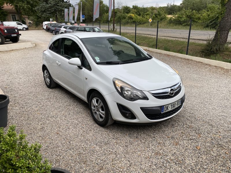 OPEL CORSA D 2014