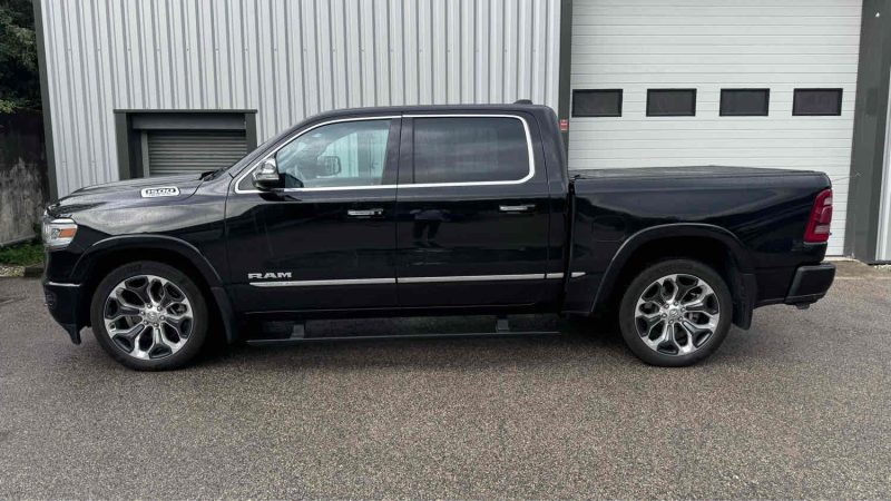 DODGE RAM  2020 1500 5.7 4WD 396cv Crew Cab LIMITED TVA