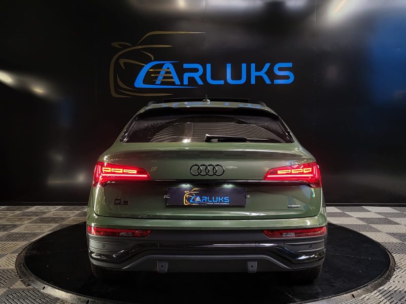 AUDI Q5 SPORTBACK 50 TFSI e QUATTRO S-TRONIC7 299CH AVUS / VERT DISTRICT