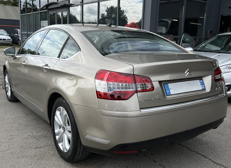 CITROEN C5 II PHASE 2 EXCLUSIVE 2.0 HDI 163 Cv BOITE AUTOMATIQUE GPS 84 700 Kms - GARANTIE 1 AN