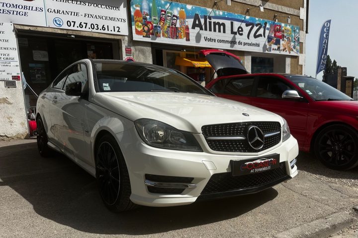 MERCEDES CLASSE C AMG Edition / RADARS AR / Climatisation Bi-Zone / GARANTIE 12 MOIS