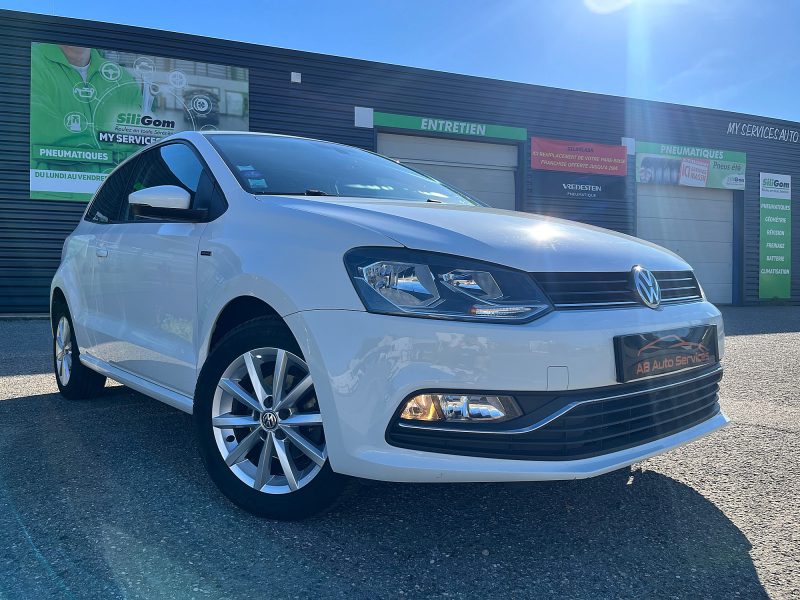 VOLKSWAGEN POLO V 2015