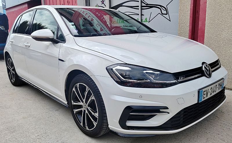 VOLKSWAGEN GOLF VII 2018