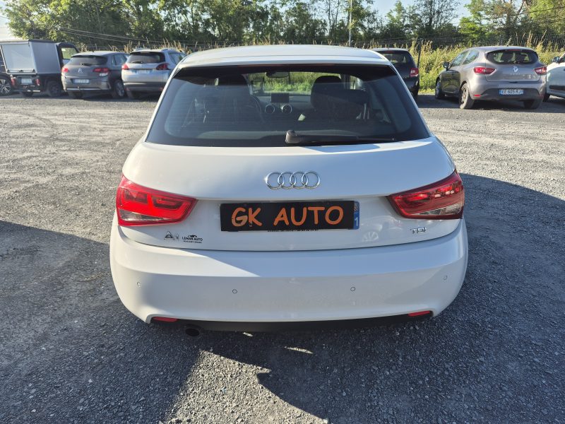 AUDI A1 1.6 TDI 105CV ATTRACTION 2012 156000 KM 