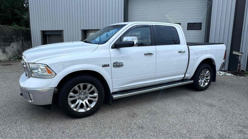 DODGE RAM  2013 1500 LONG HORN 5.7 REPRISE POSSIBLE