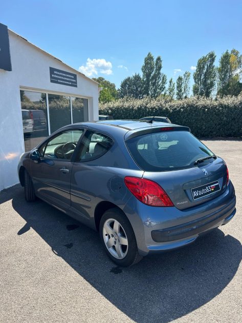 PEUGEOT 207 1.4 16V 88cv CT OK/Révision Ok/Distribution Ok