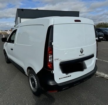 RENAULT EXPRESS 1.5 Blue dCi 95 cv Confort TVA récupérable Garantie 12 Mois