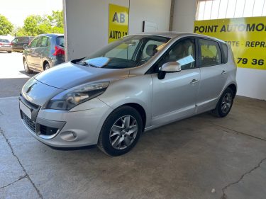 RENAULT SCENIC III 2011