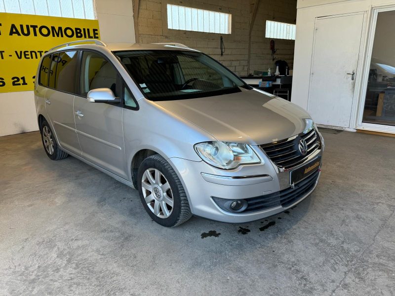 VOLKSWAGEN TOURAN 2008