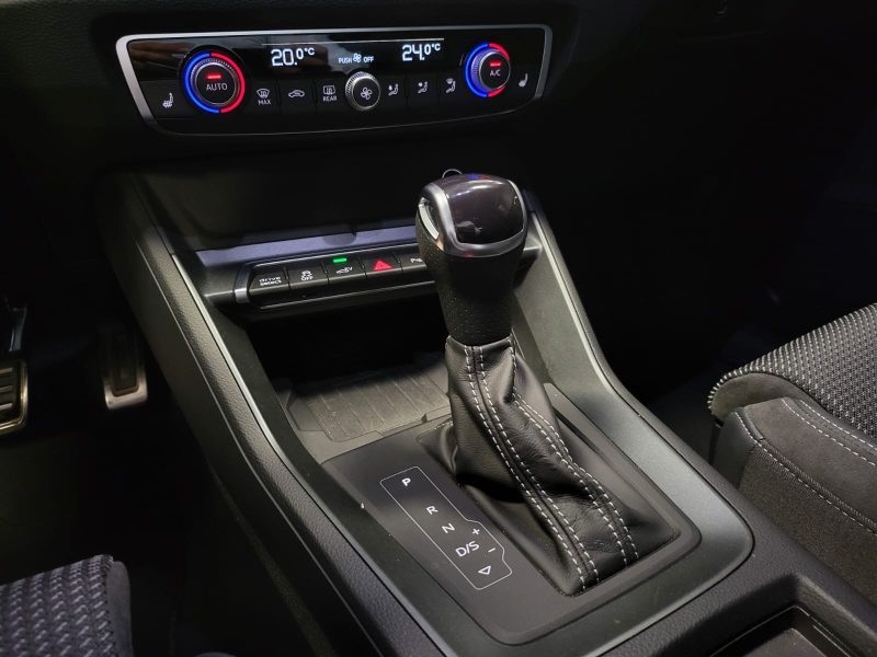 AUDI Q3 45 TFSI e DSG6 245cv S-LINE / SUIVI AUDI / VIRTUAL COCKPIT / CARPLAY