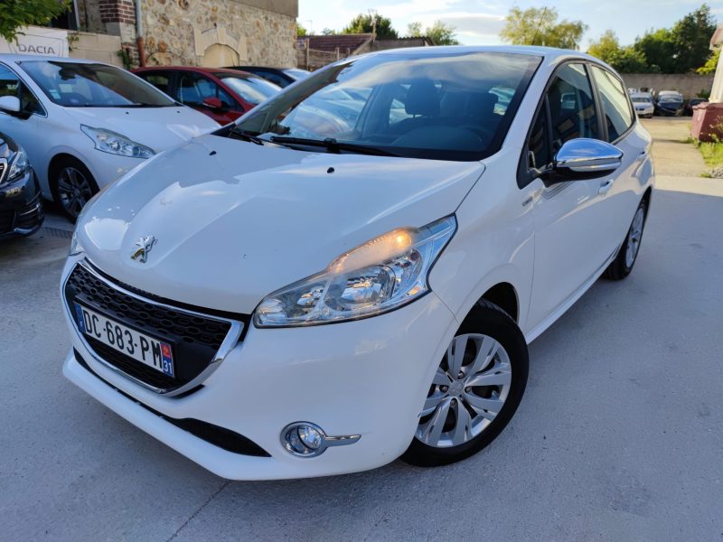 PEUGEOT 208 I 2014