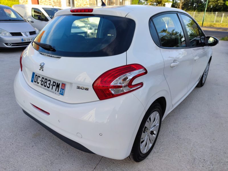 PEUGEOT 208 I 2014