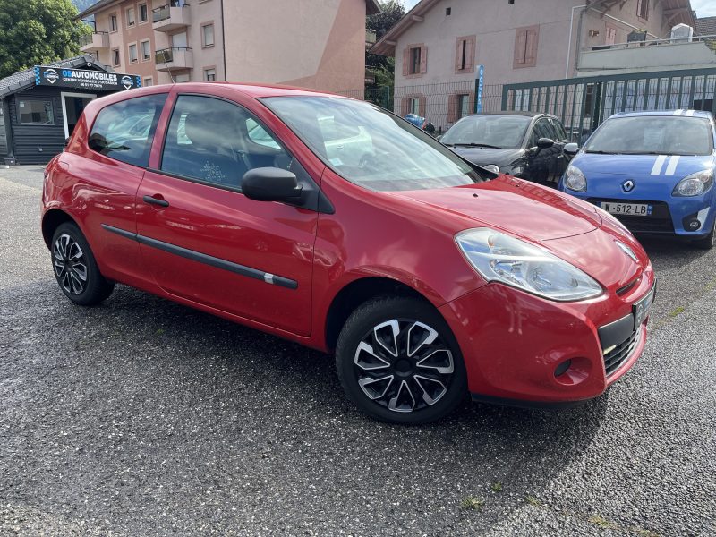 RENAULT CLIO III 1.2 75 CV