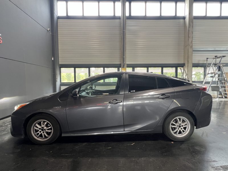 TOYOTA PRIUS PHV 2017