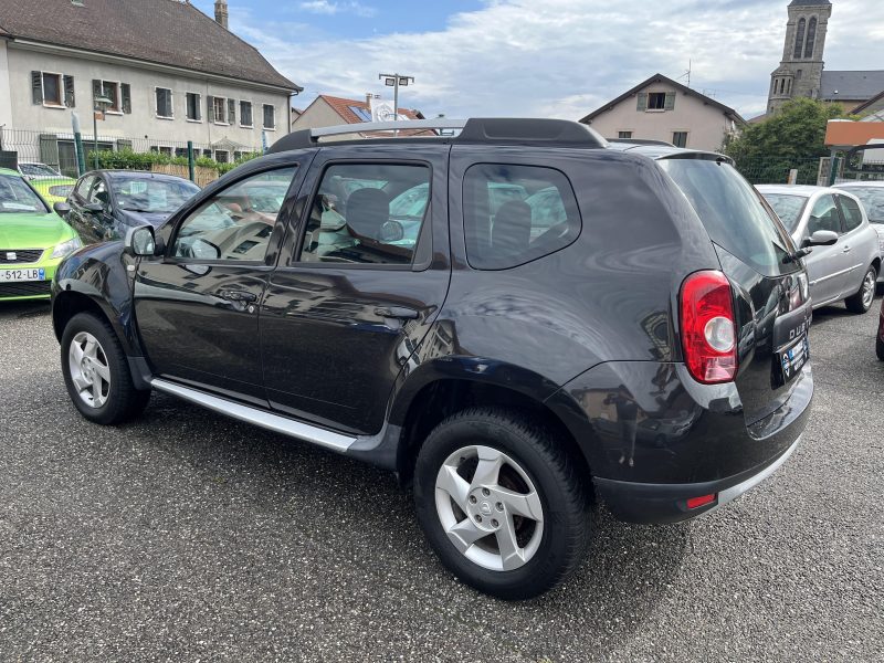 DACIA DUSTER 4X4 1.6i 110CV LAUREATE