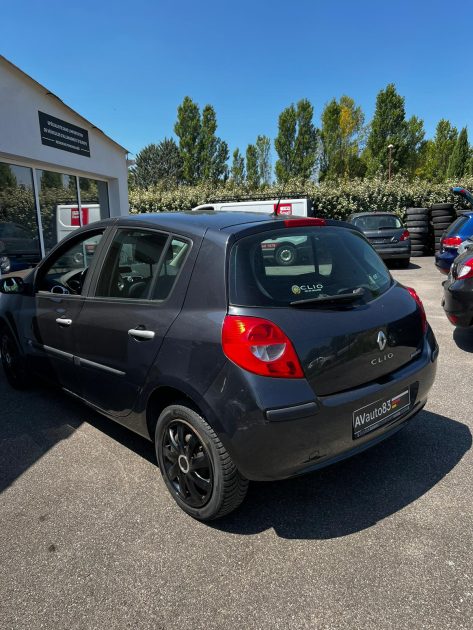 RENAULT CLIO R 2006 1.2 LEV 75CV Distribution Neuve 