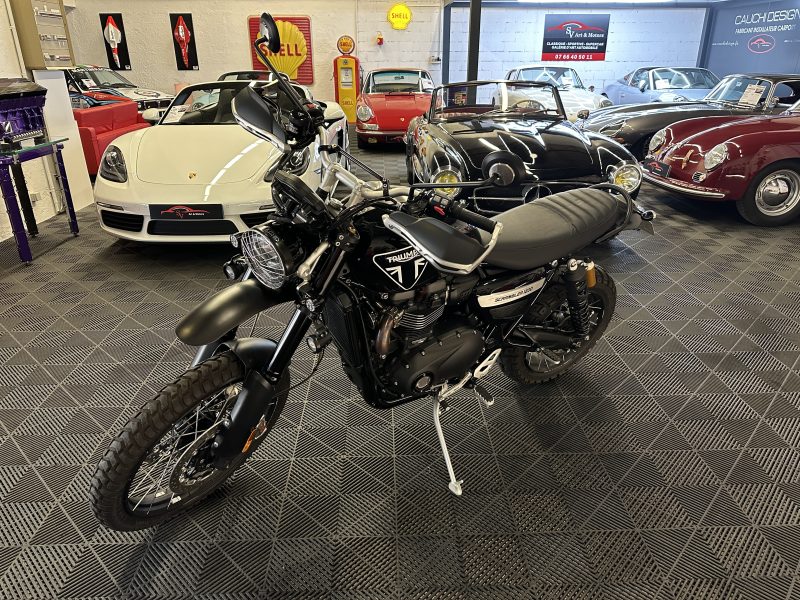 Triumph Scrambler 1200 BOND EDITION