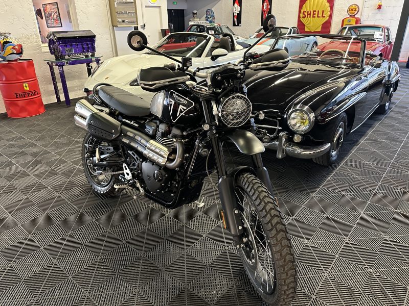 Triumph Scrambler 1200 BOND EDITION