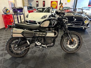 Triumph Scrambler 1200 BOND EDITION