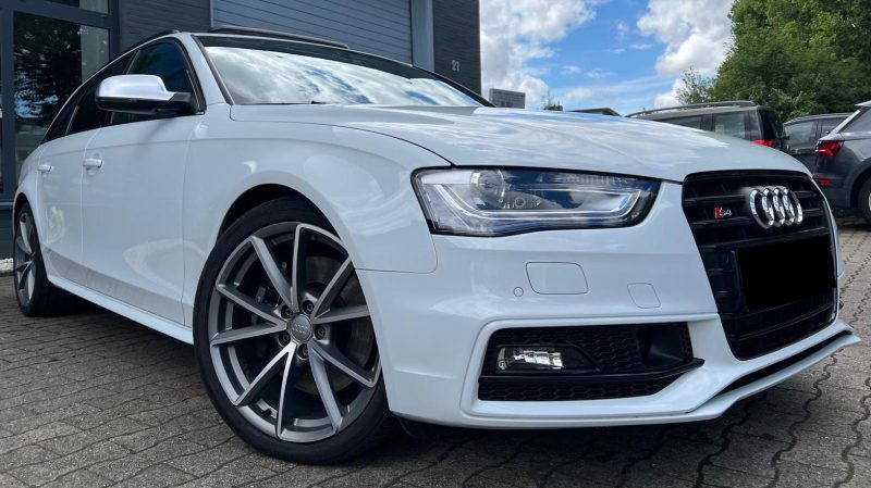 AUDI S4 Avant 2015 3.0 V6 TFSI 333 QUATTRO S tronic 7*PANO*ACC*CAMERA*B&O*