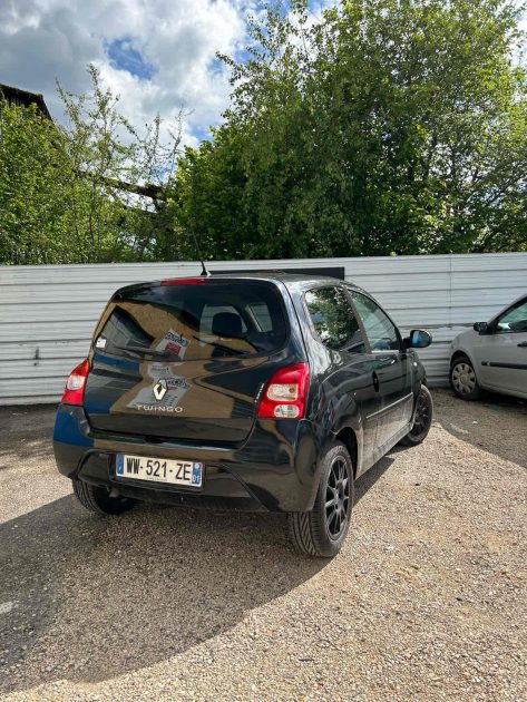 RENAULT TWINGO II 2011