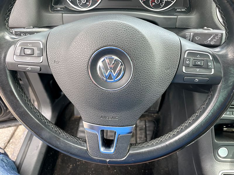 VOLKSWAGEN TIGUAN 2012