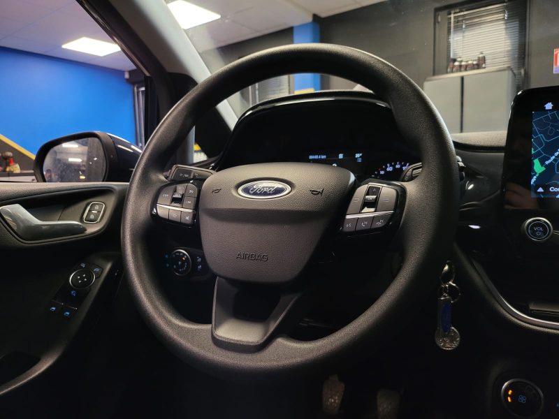 FORD FIESTA 1.1 SCi EcoBoost 85cv TREND / CARPLAY+RADAR DE RECUL+ENTRETIEN COMPLET+2ÈME MAIN